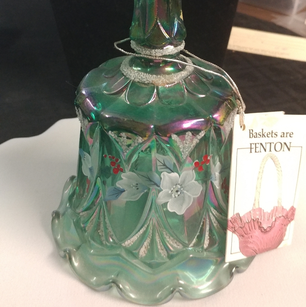 Fenton Carnival Glass Bell, Christmas 1997